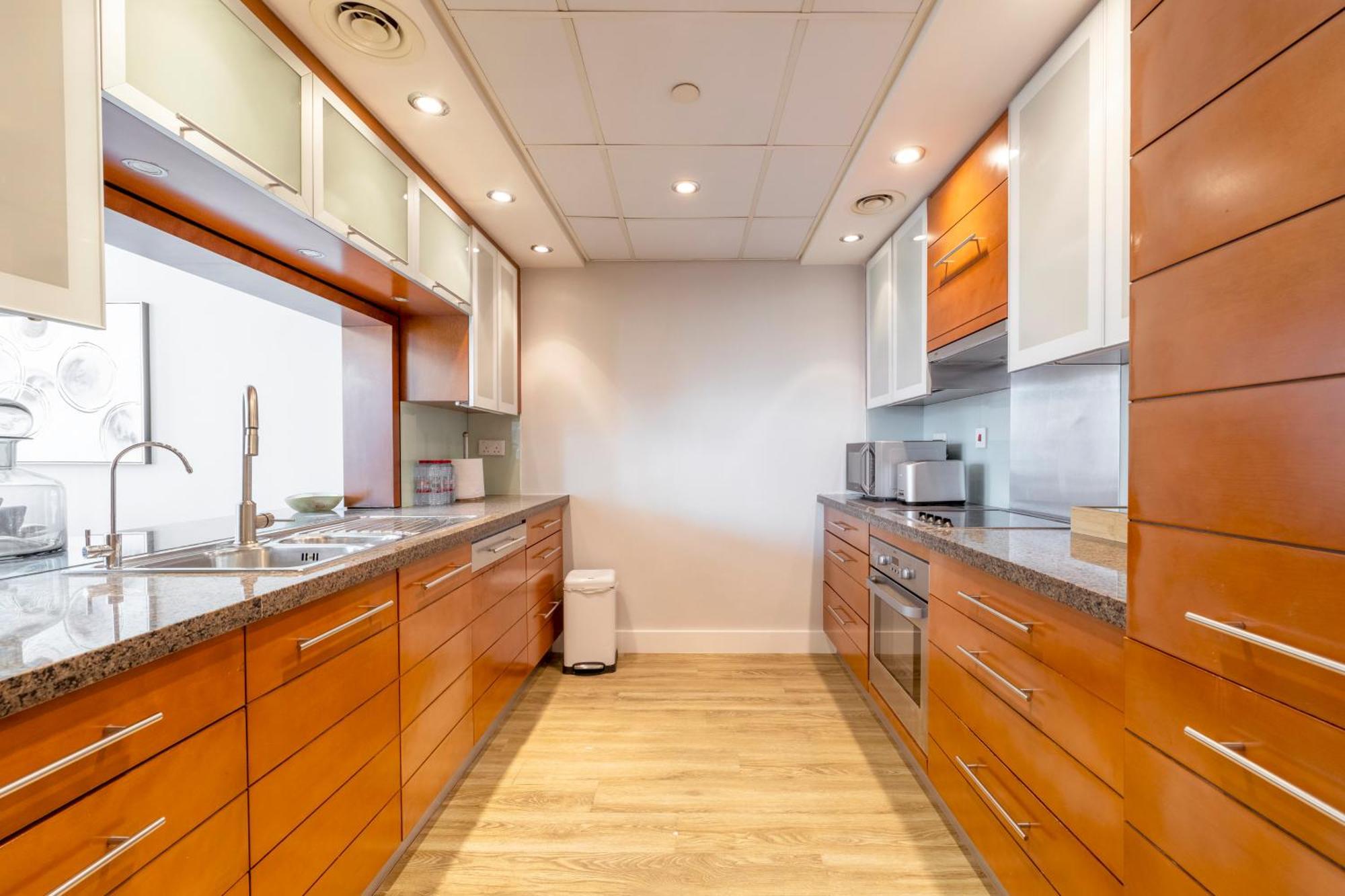 Luxury Downtown 2br - 5 Min To Fountain - Full Burj Khalifa View Дубай